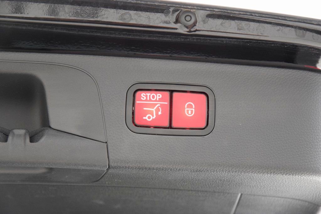 Used 2021 Mercedes-Benz GLC 300 image 31