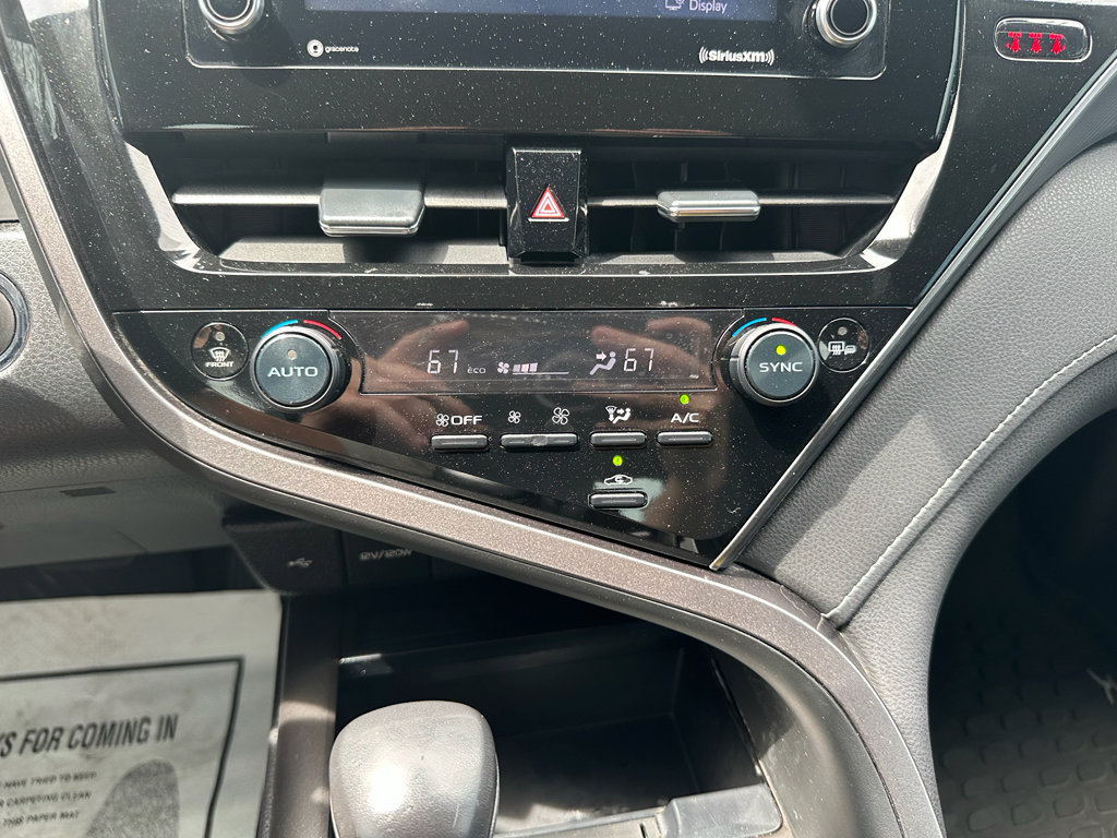 Used 2023 Toyota Camry SE w/ Convenience Package image 15
