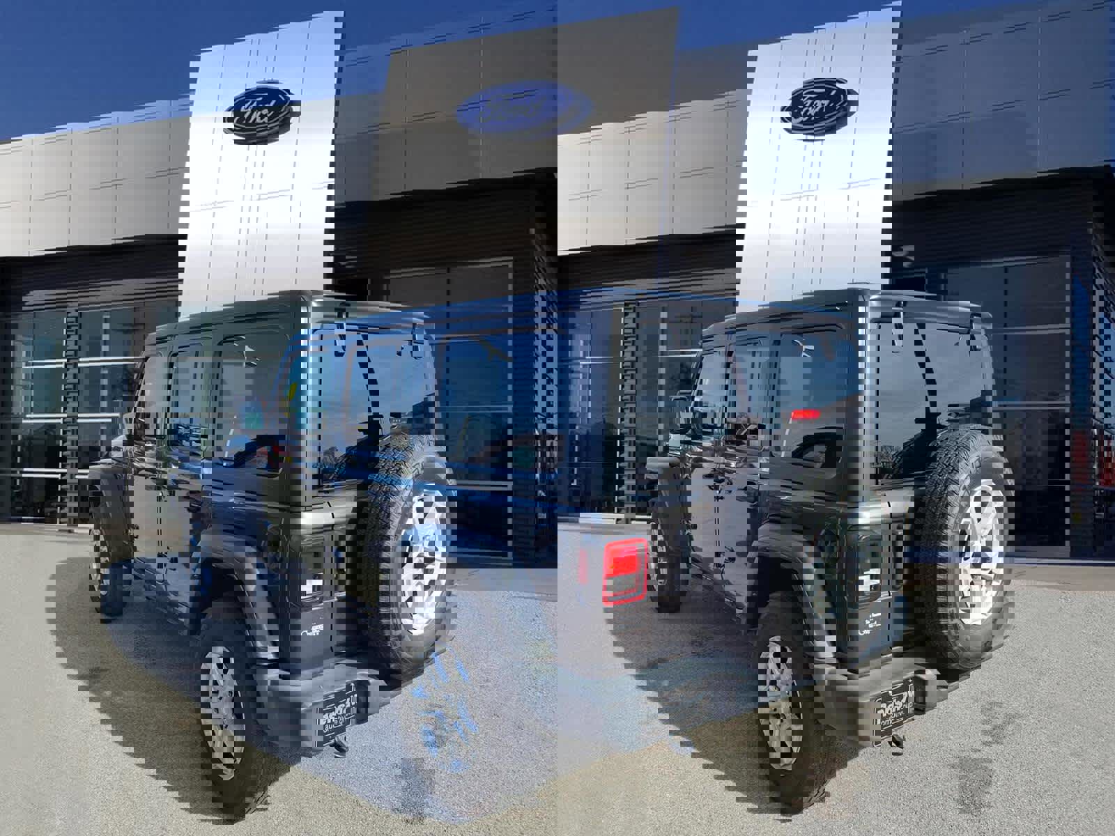 Used 2021 Jeep Wrangler Unlimited Sport image 3