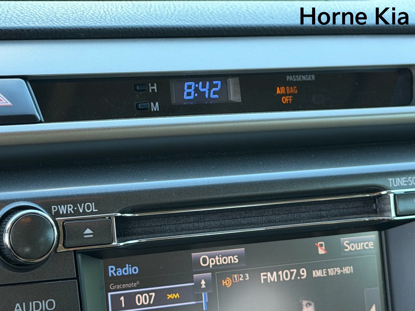 Used 2014 Toyota RAV4 XLE FWD image 25