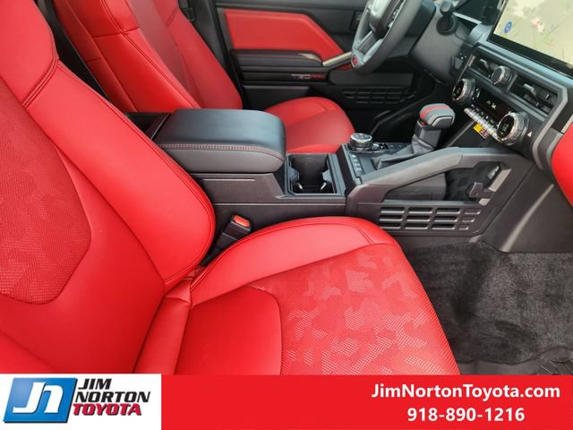 Used 2026 Toyota Tacoma TRD Pro AWD/4WD image 15