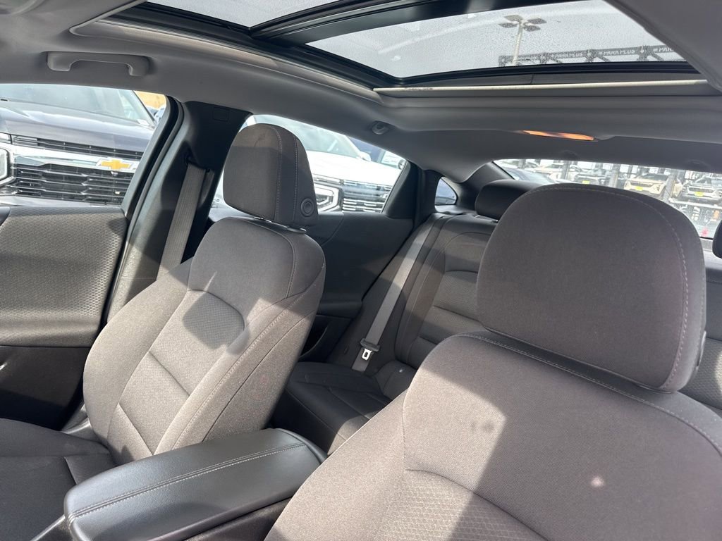 Used 2024 Chevrolet Malibu LT image 7