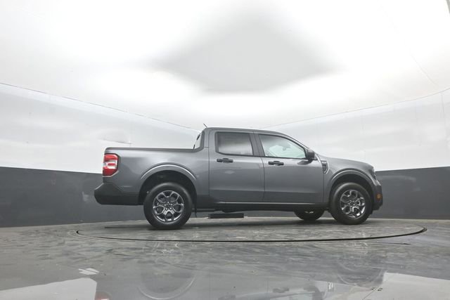 New 2026 Ford Maverick XLT image 30