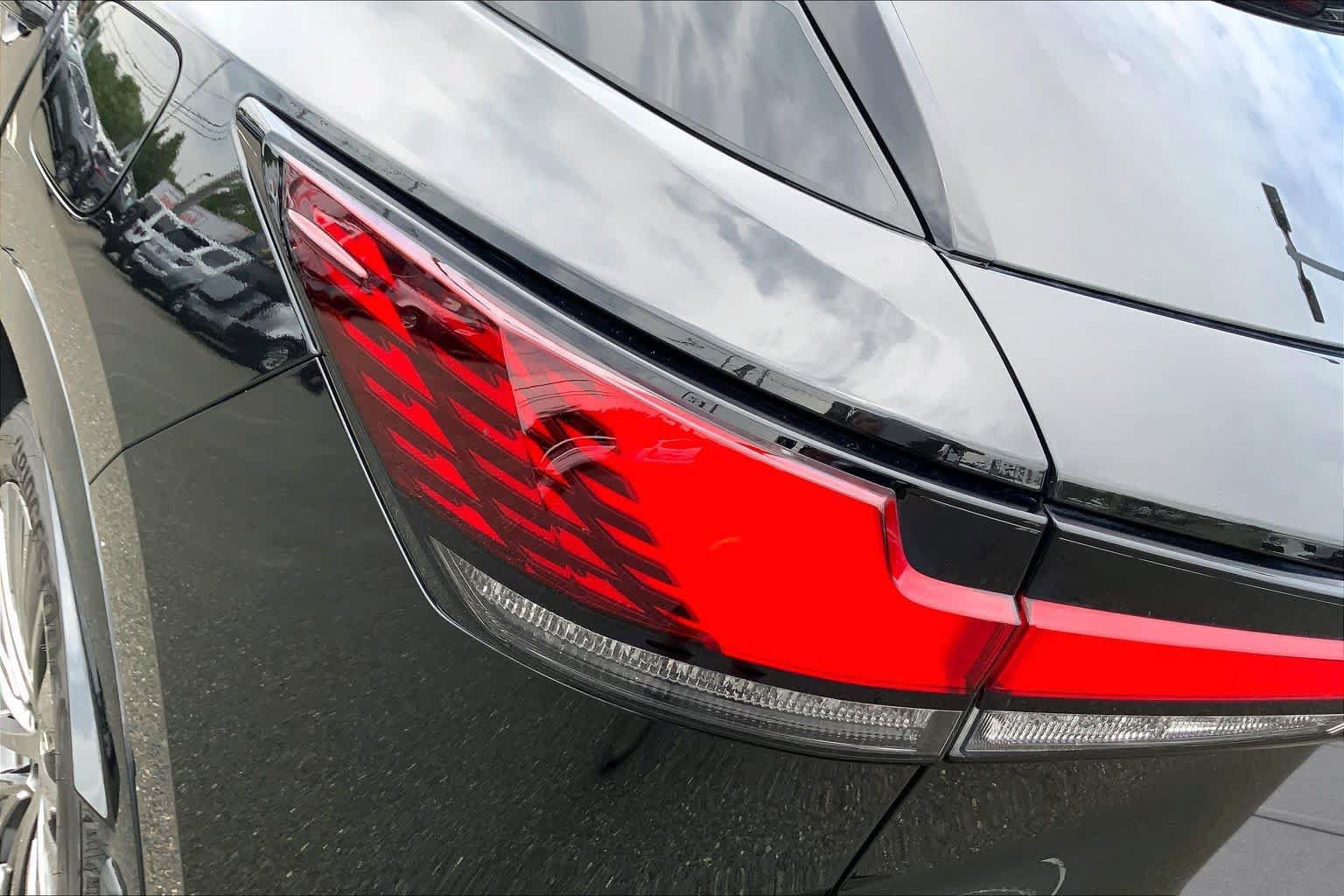Used 2023 Lexus RX 350 w/ Cold Area Package AWD/4WD image 29