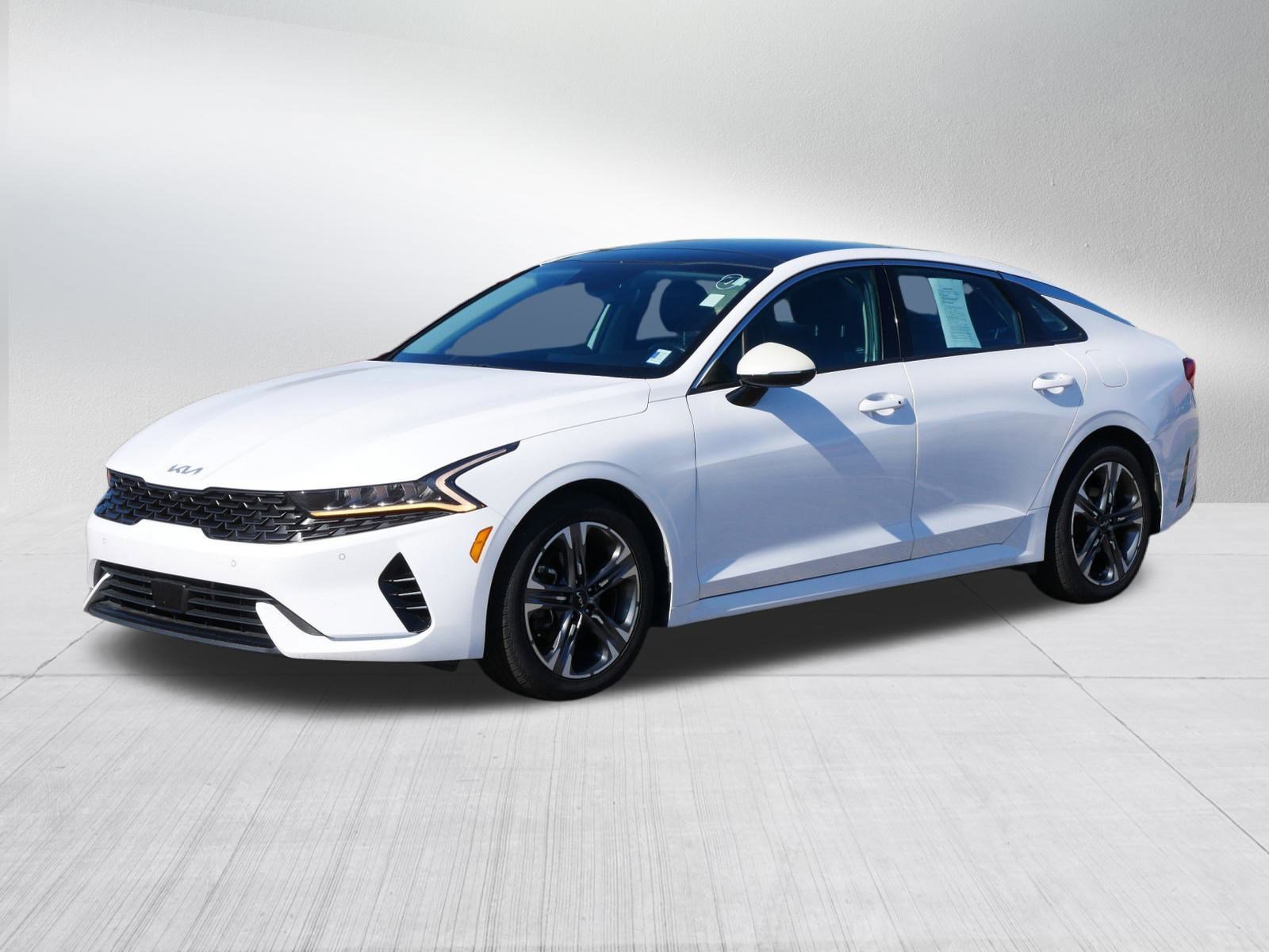 Used 2022 Kia K5 EX w/ EX Premium Package image 3