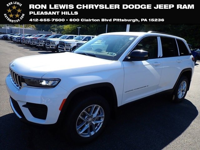 New 2025 Jeep Grand Cherokee Laredo w/ Luxury Tech Group I image 1