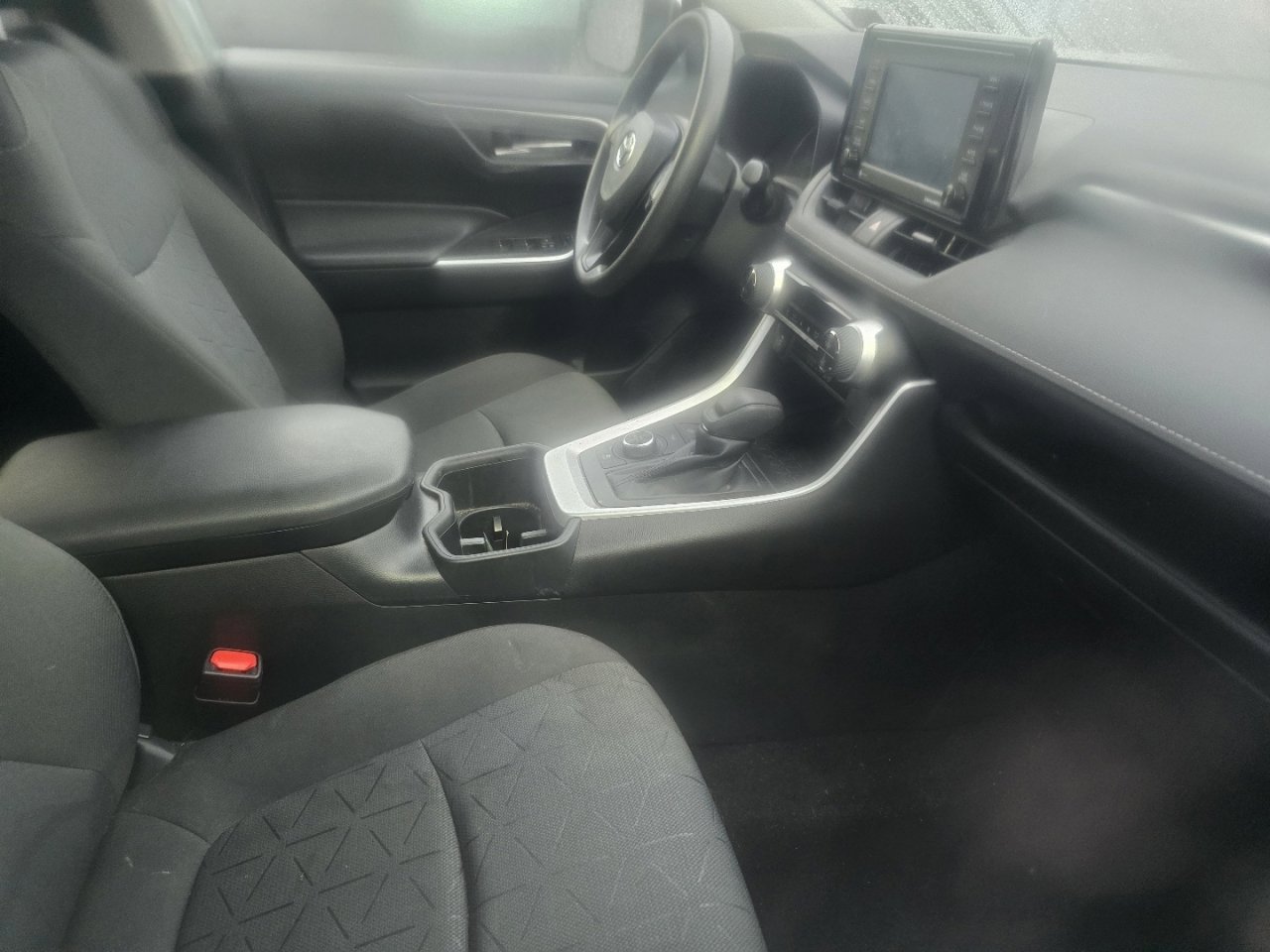 Certified 2022 Toyota RAV4 XLE w/ Convenience Package image 15