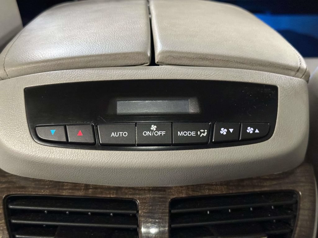 Used 2012 Acura MDX w/ Technology Package AWD/4WD image 16