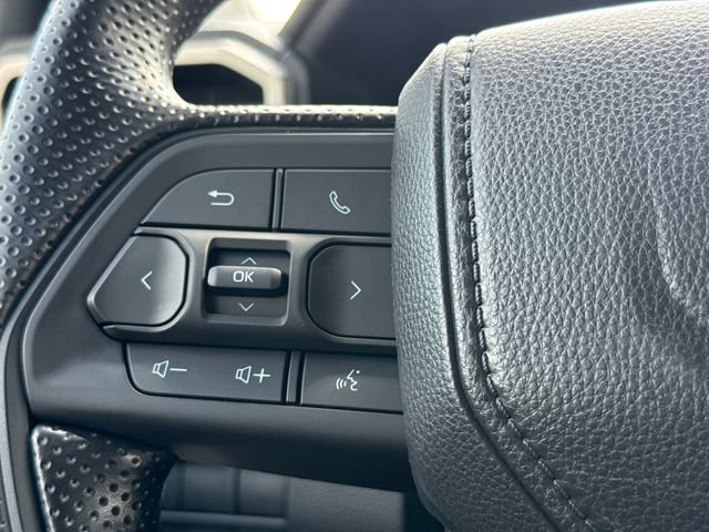 Used 2025 Toyota Tacoma SR RWD image 28
