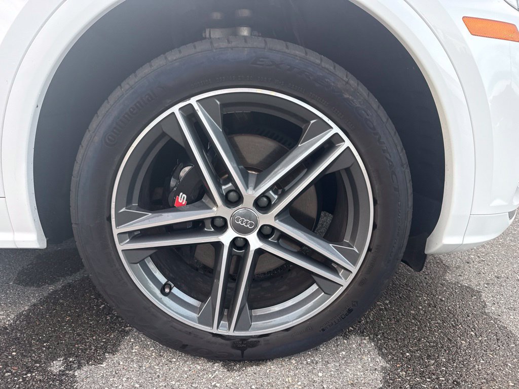 Used 2018 Audi SQ5 Premium Plus w/ Navigation Package AWD/4WD image 4
