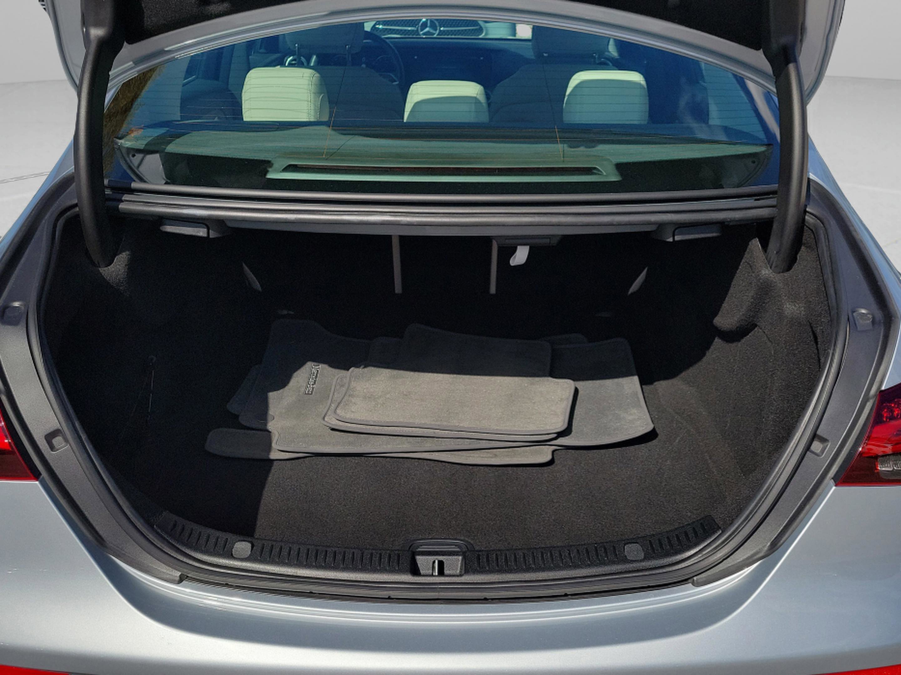 Certified 2022 Mercedes-Benz E 350 4MATIC Sedan image 32