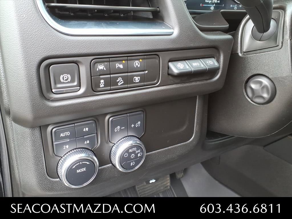 Used 2024 GMC Yukon AT4 w/ Technology Package image 18