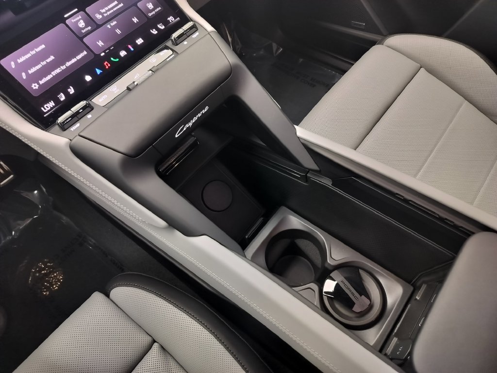 New 2026 Porsche Cayenne Electric AWD/4WD image 15