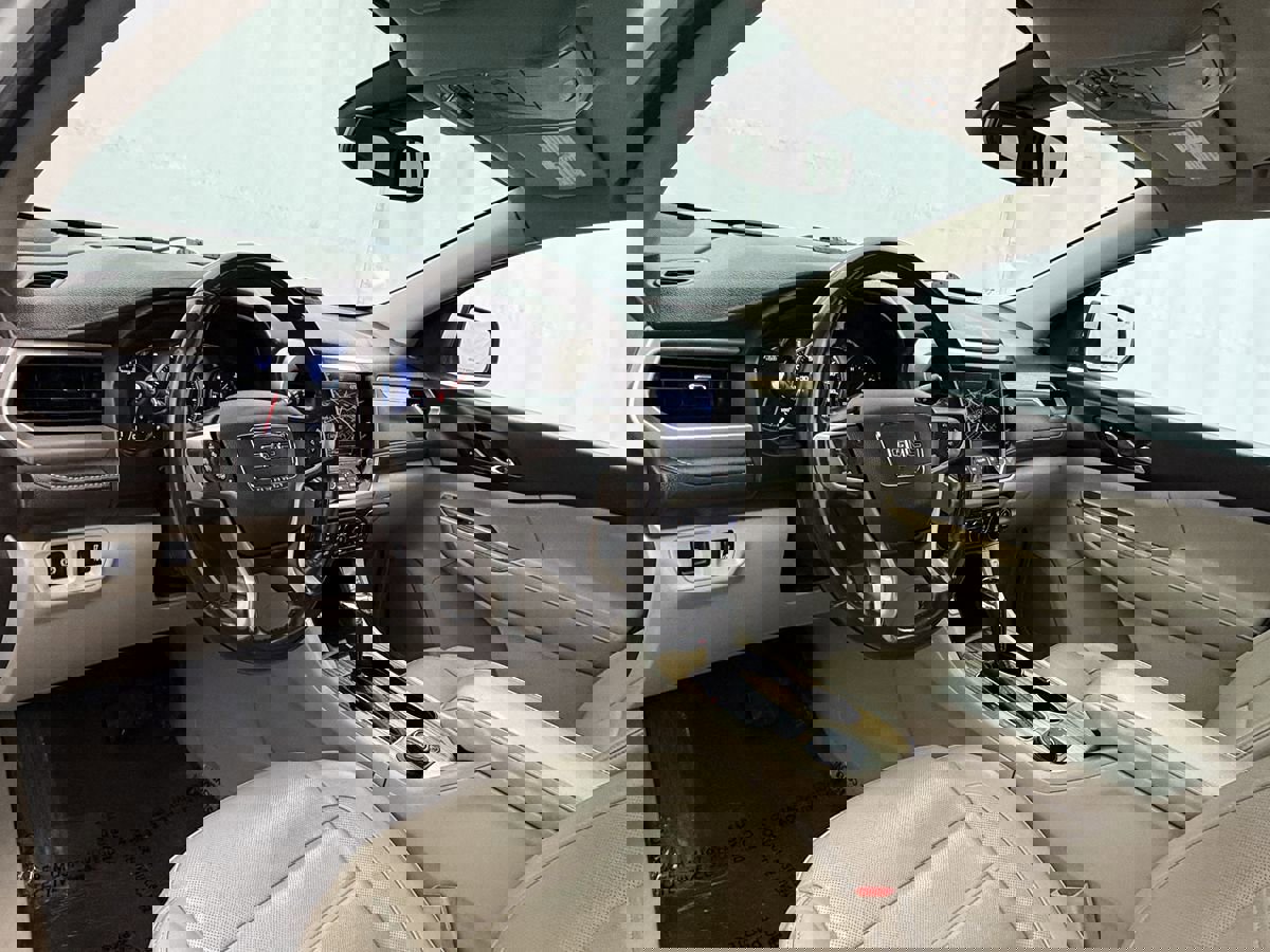 Used 2018 GMC Acadia Denali w/ Technology Package image 8