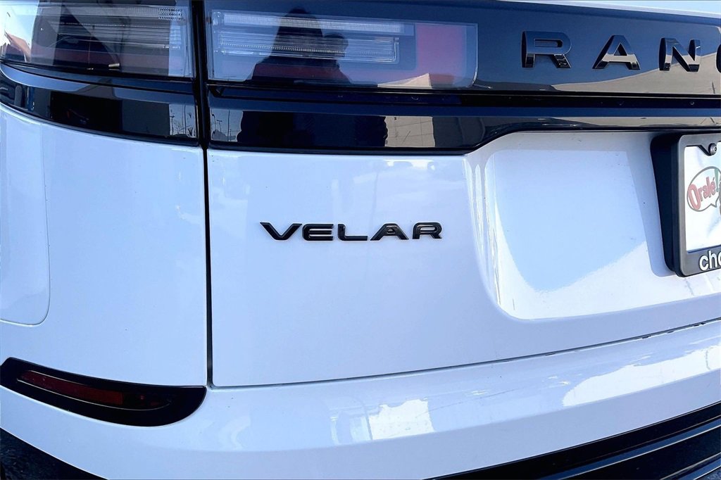Used 2025 Land Rover Range Rover Velar Dynamic SE image 8