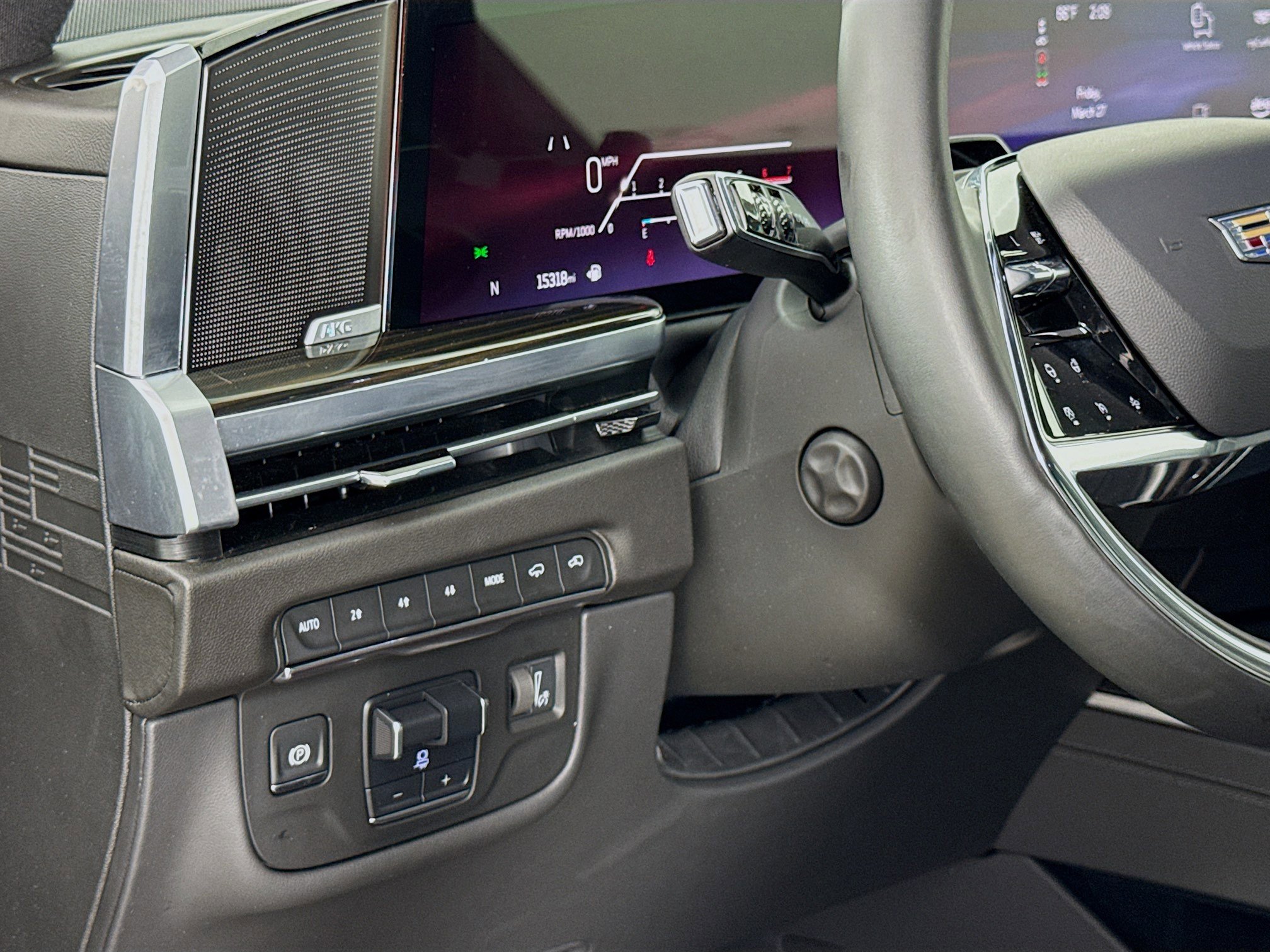 Used 2025 Cadillac Escalade Premium Luxury w/ Touring Package image 10