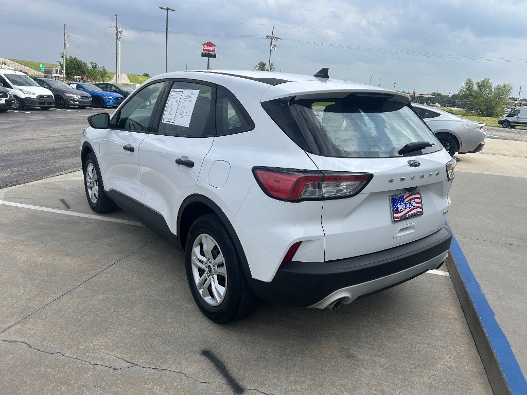 Used 2020 Ford Escape S AWD/4WD image 3