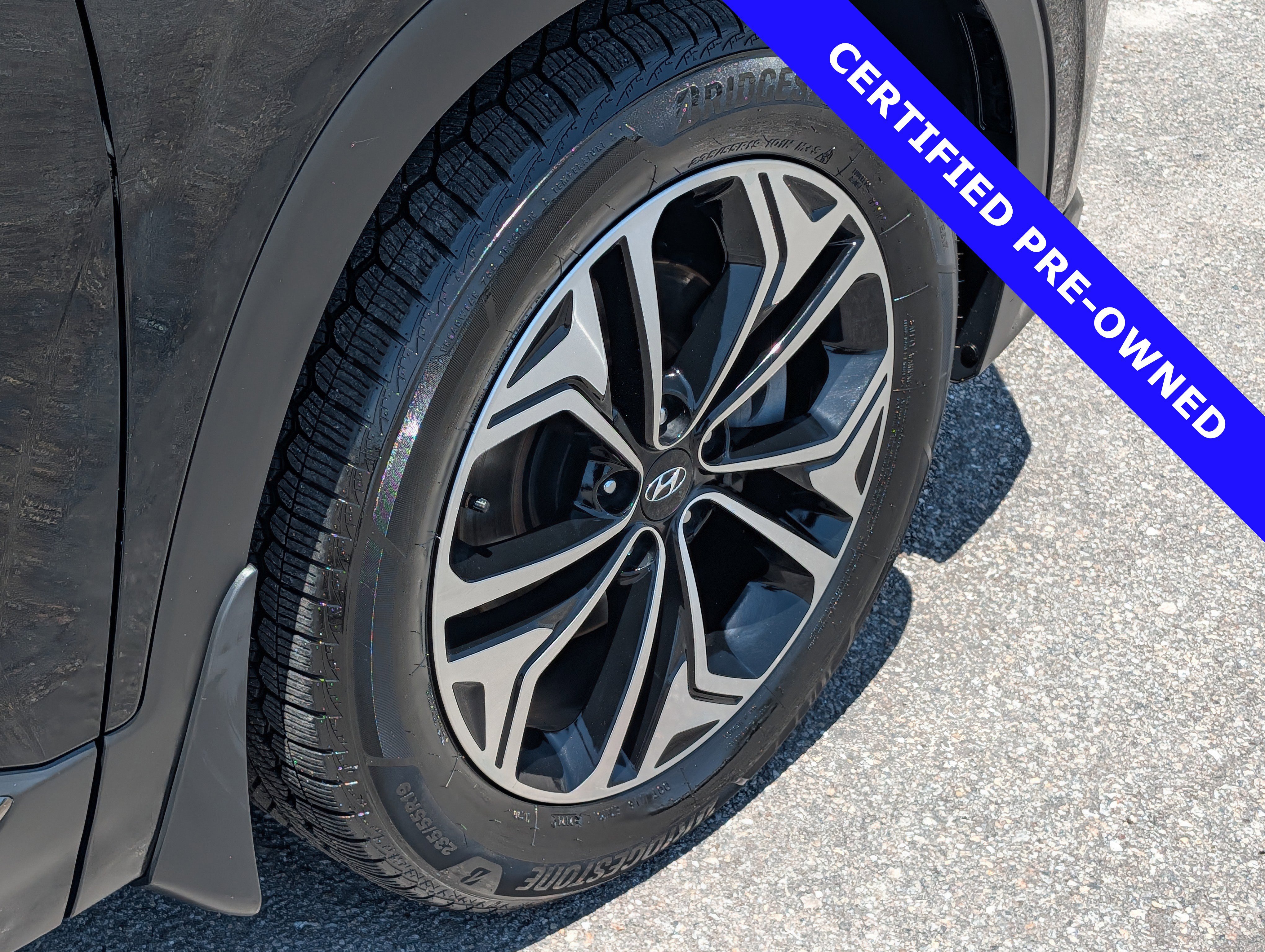 Used 2020 Hyundai Santa Fe Limited FWD image 12