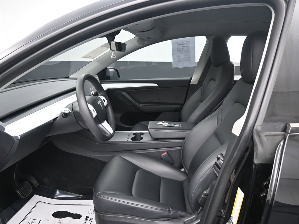 Used 2023 Tesla Model Y Long Range image 10