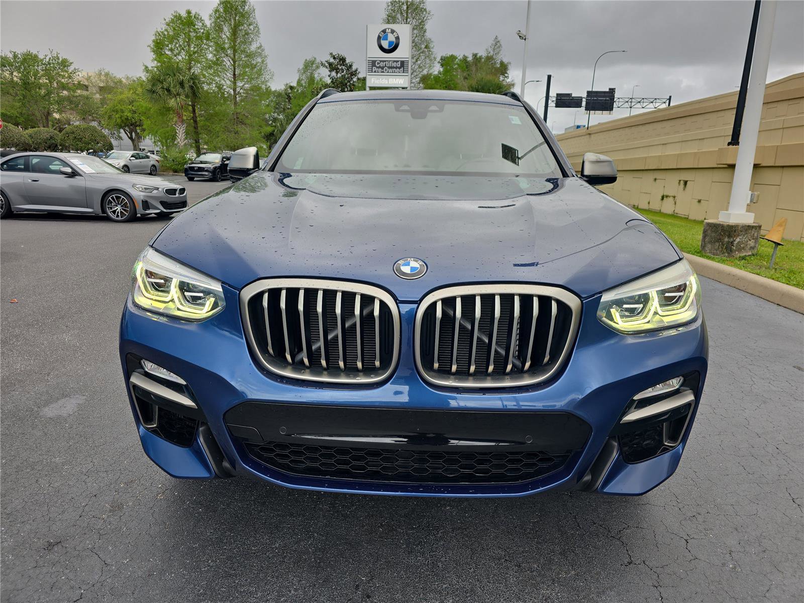 Used 2018 BMW X3 M40i image 2