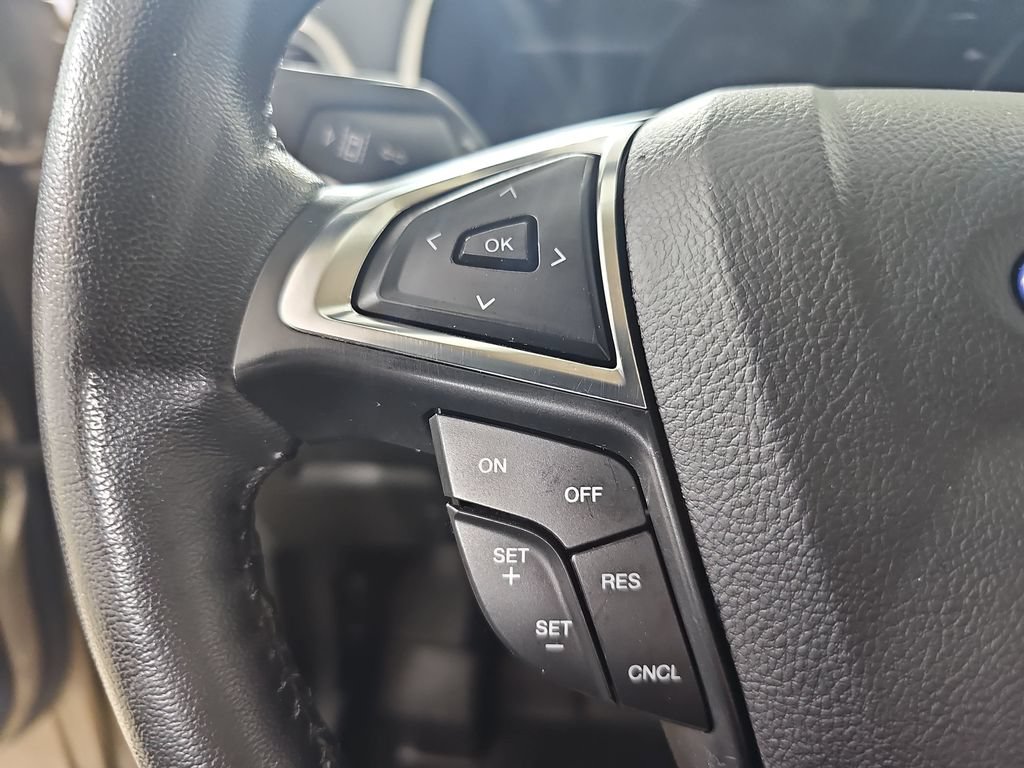 Used 2020 Ford Edge SEL w/ Convenience Package AWD/4WD image 21