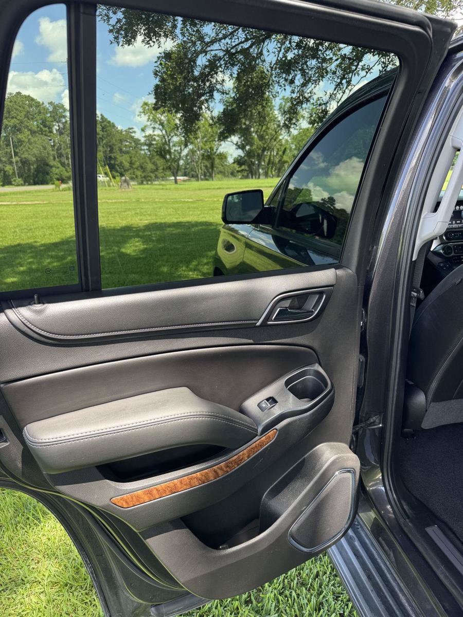 Used 2018 Chevrolet Tahoe Premier RWD image 14