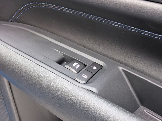 New 2026 Jeep Compass Latitude AWD/4WD image 33
