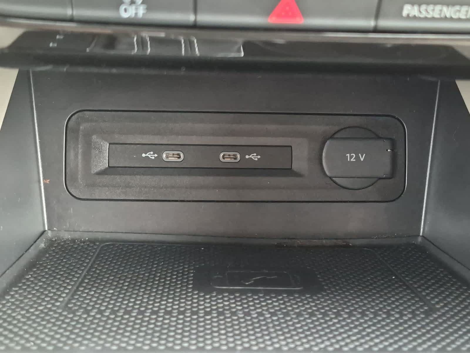 Used 2023 Volkswagen Atlas SE w/ Black Wheel Package FWD image 31