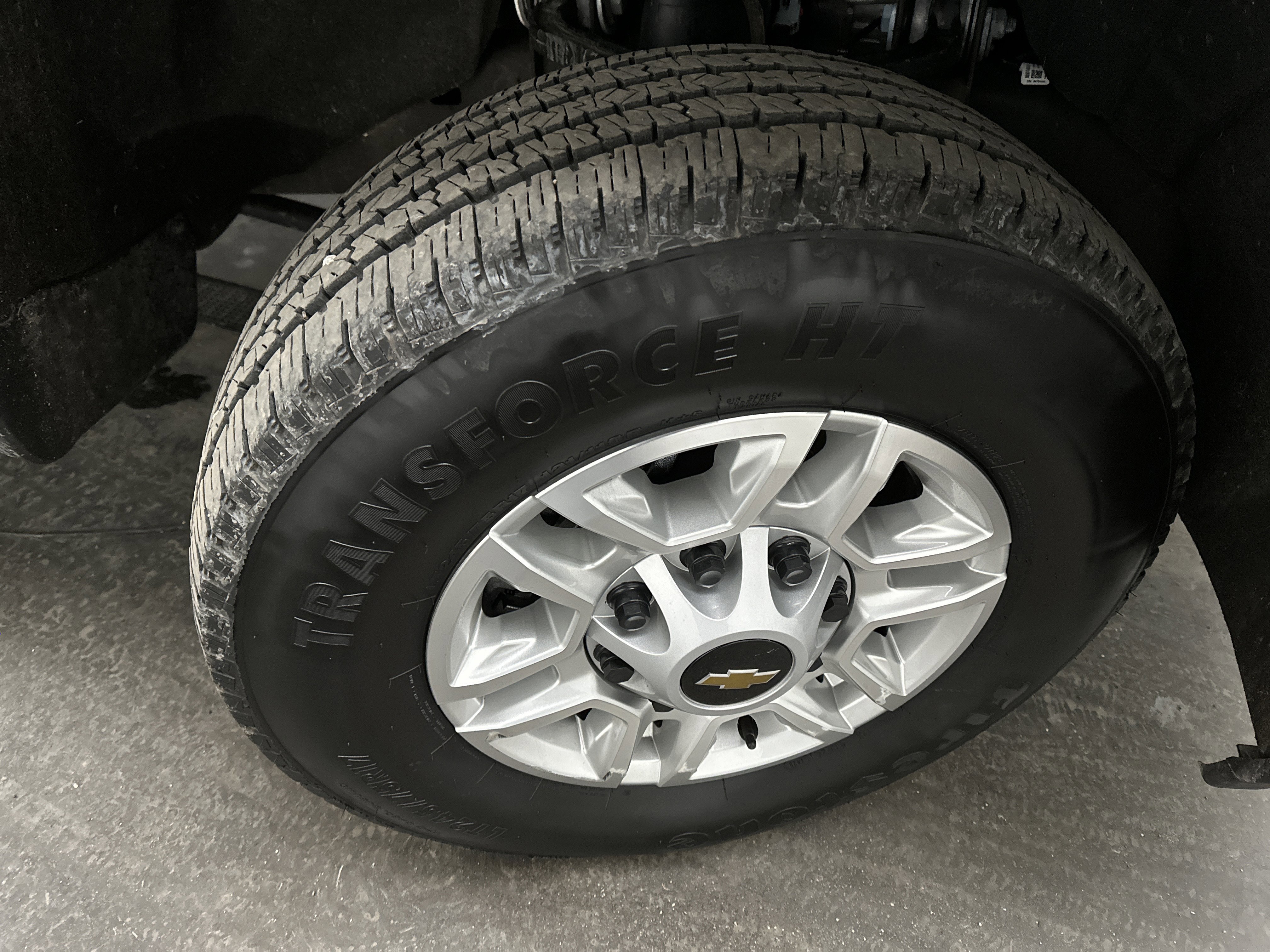 Used 2025 Chevrolet Silverado 2500 LT w/ Convenience Package image 11