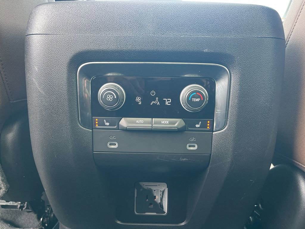 Used 2023 Chevrolet Suburban High Country w/ Premium Package 2 image 14