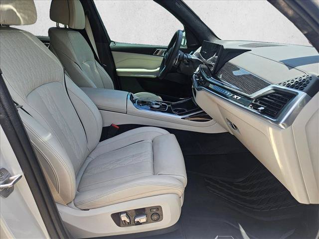 Used 2026 BMW X7 xDrive40i w/ Executive Package AWD/4WD image 23