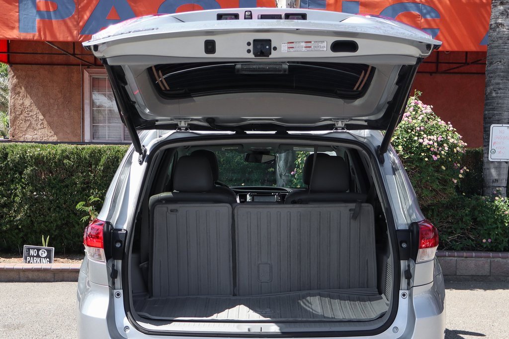 Used 2019 Toyota Highlander XLE image 8