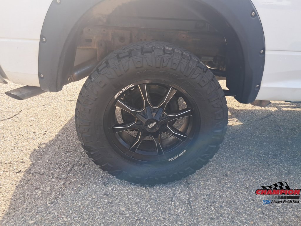 Used 2016 RAM 2500 SLT AWD/4WD image 13