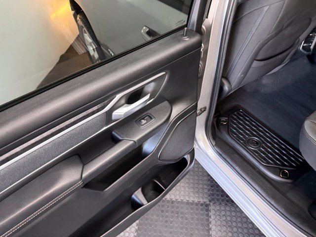 Used 2021 RAM 1500 Big Horn AWD/4WD image 29