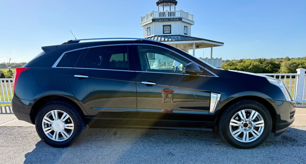 Used 2013 Cadillac SRX Luxury w/ Driver Awareness Package image 4