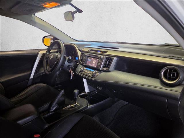 Used 2015 Toyota RAV4 XLE AWD/4WD image 20