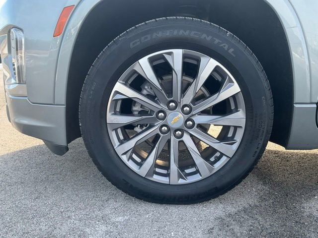 Used 2023 Chevrolet Traverse Premier w/ LPO, Floor Liner Package image 9