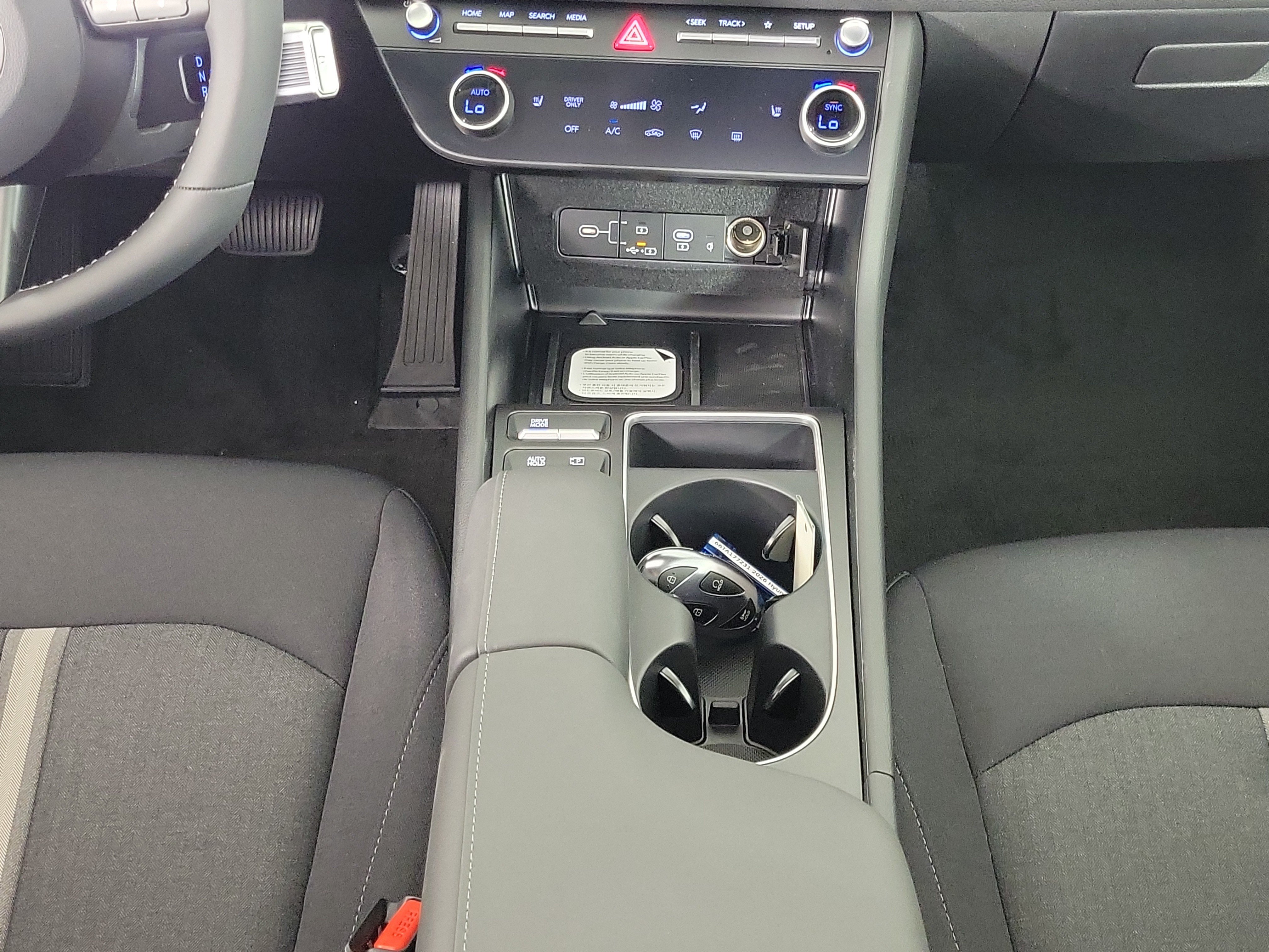 New 2026 Hyundai Sonata SEL FWD image 10