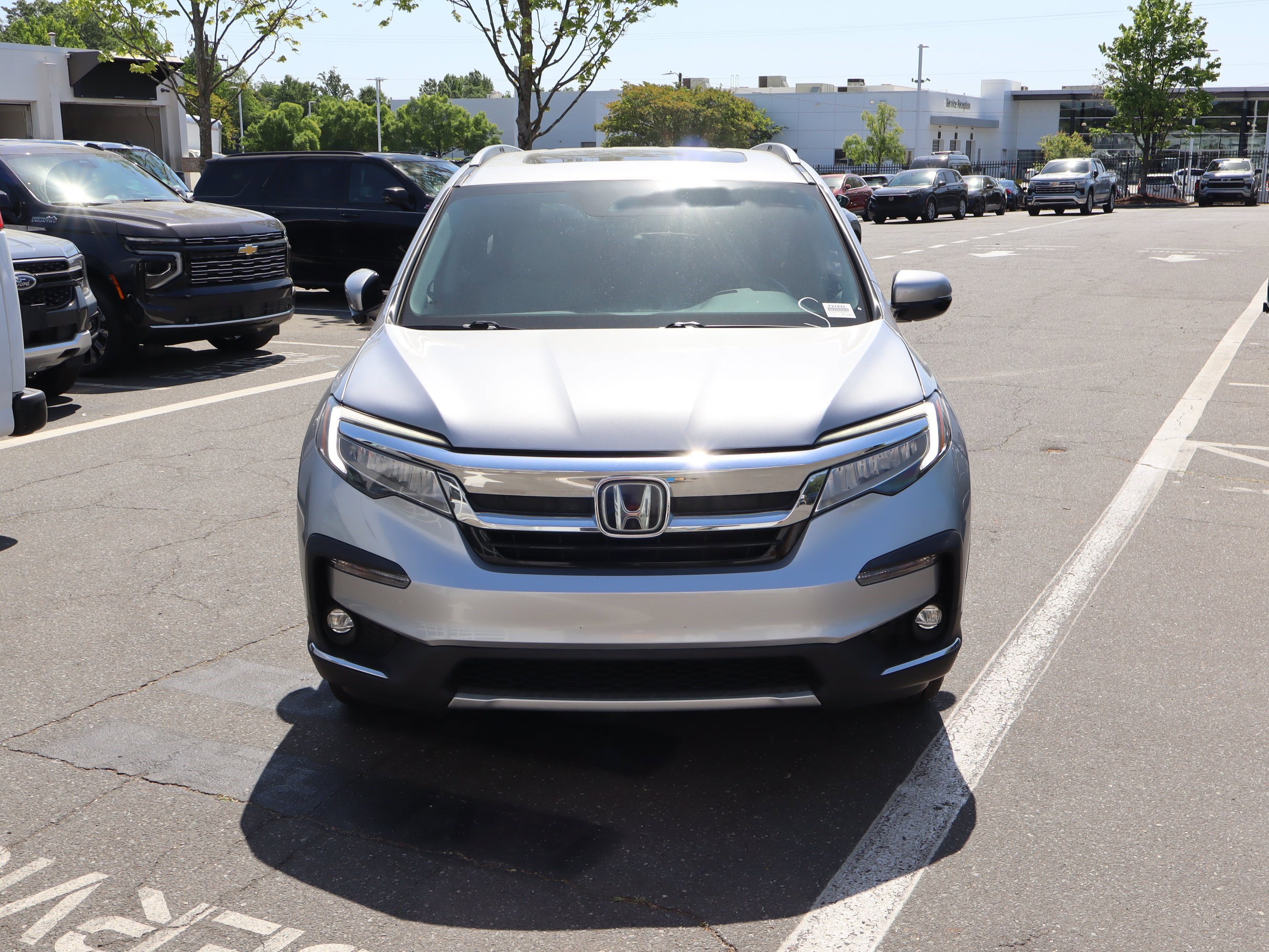 Used 2022 Honda Pilot Touring image 3
