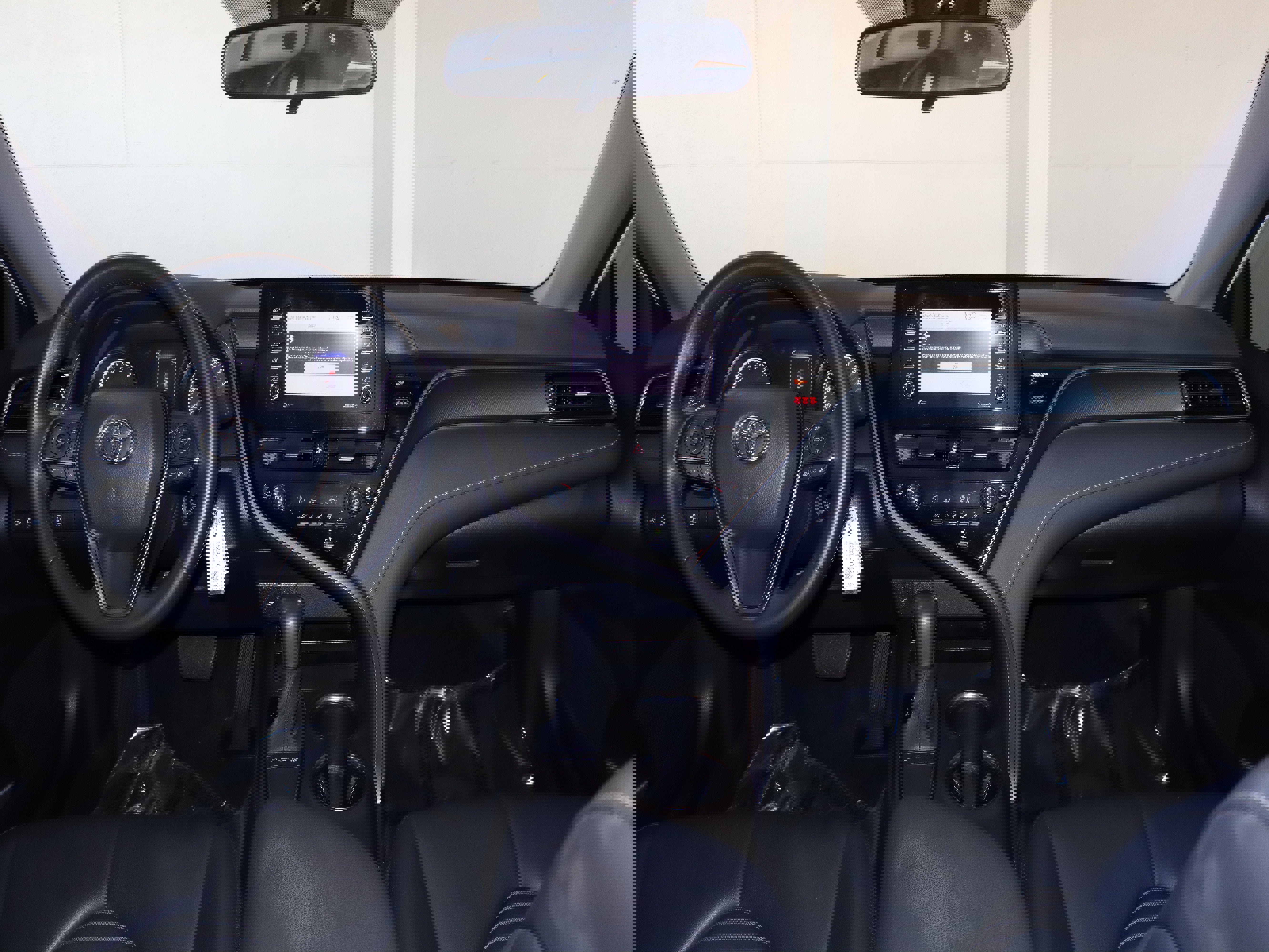 Used 2024 Toyota Camry SE image 25