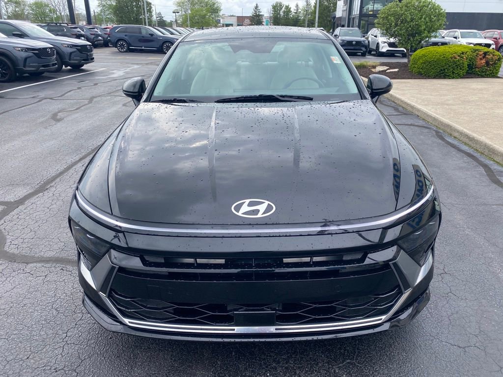 Used 2025 Hyundai Sonata SEL FWD image 3