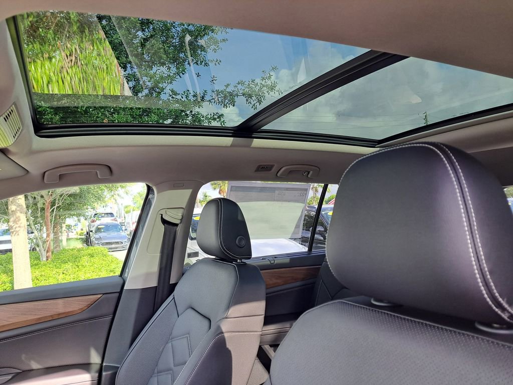 New 2026 Volkswagen Atlas SE image 7