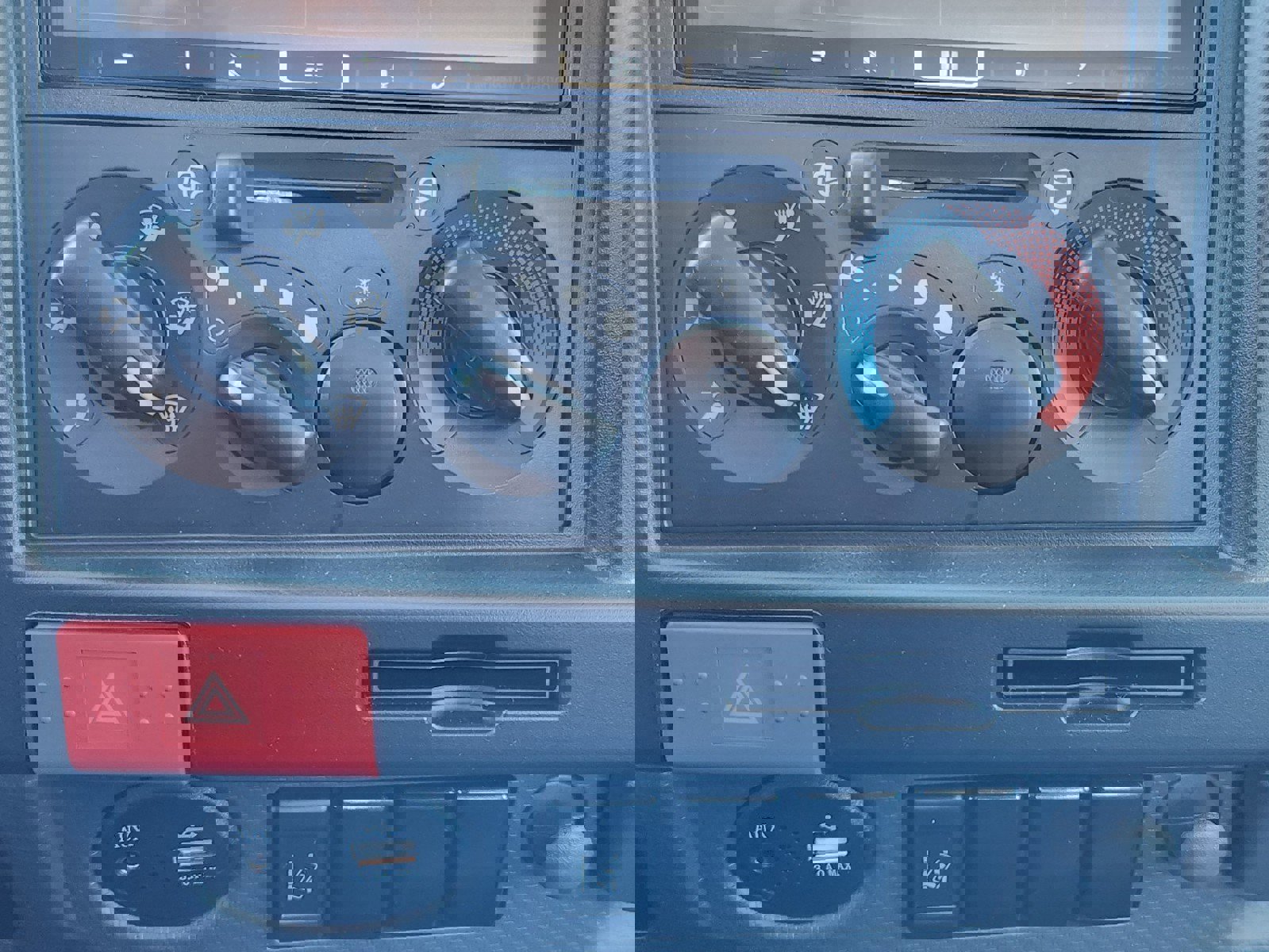 New 2024 Chevrolet Low Cab Forward 5500XD image 18