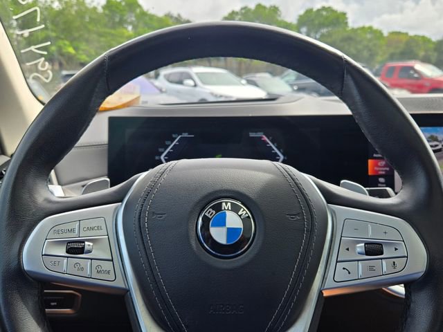 Used 2025 BMW X7 xDrive40i AWD/4WD image 23