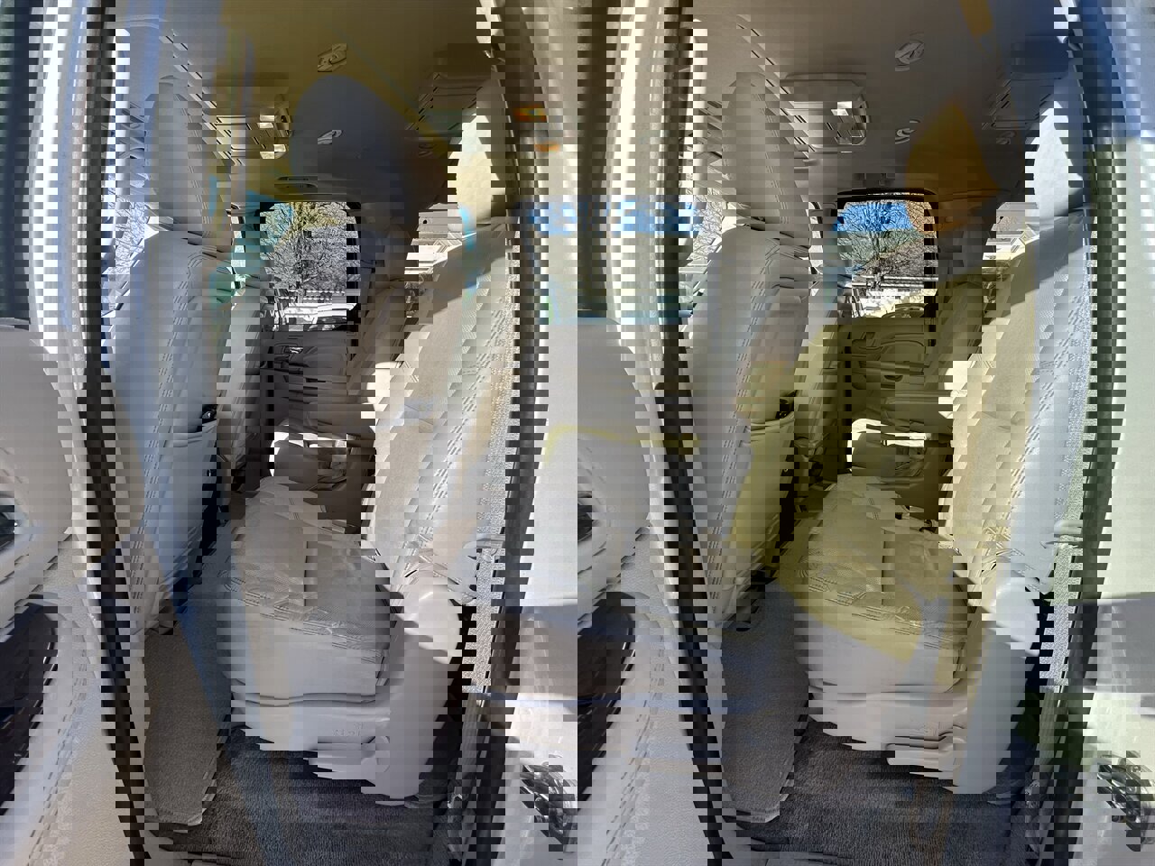 Used 2014 Cadillac Escalade ESV Premium image 30