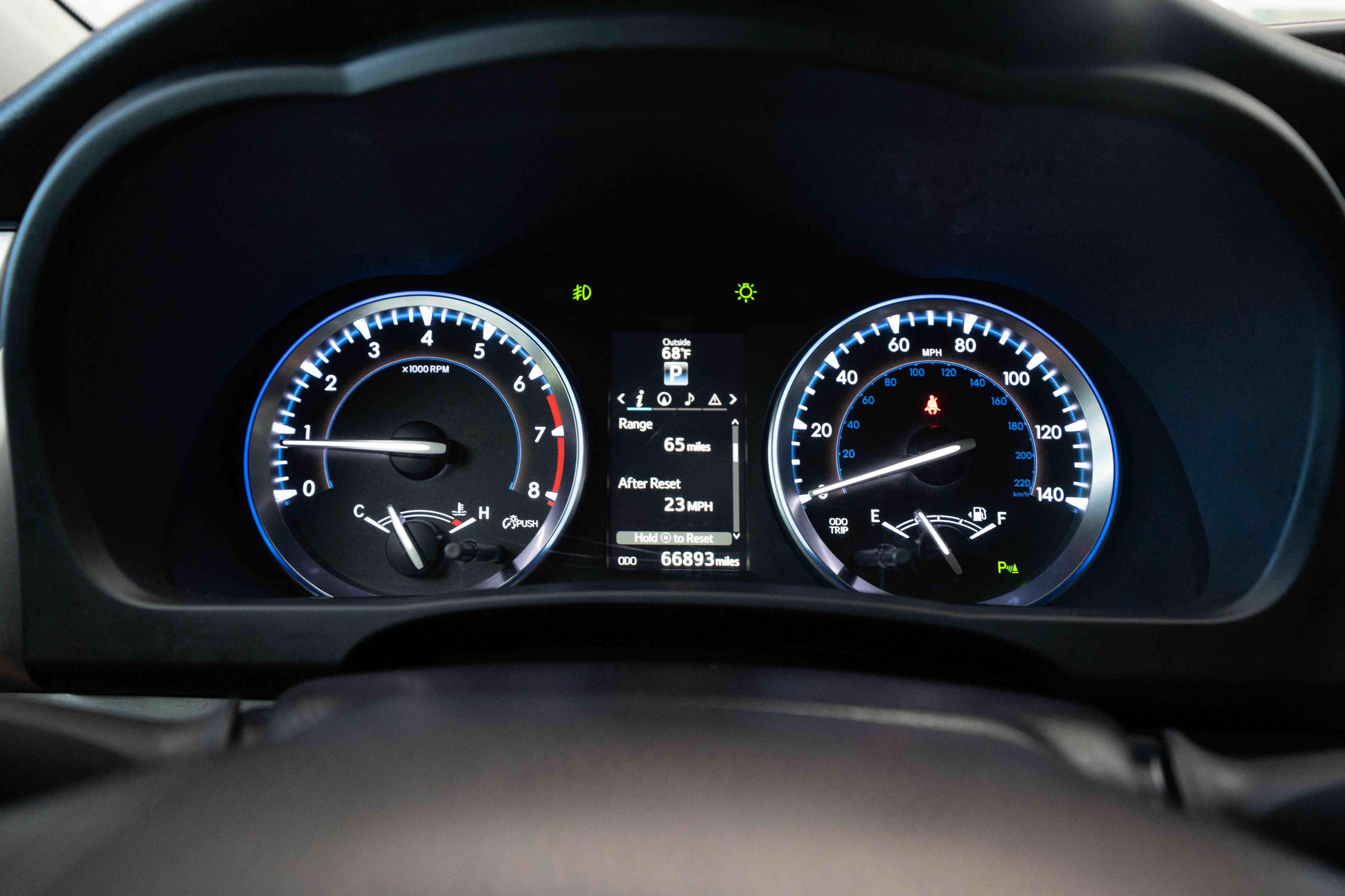 Used 2016 Toyota Highlander Limited AWD/4WD image 16