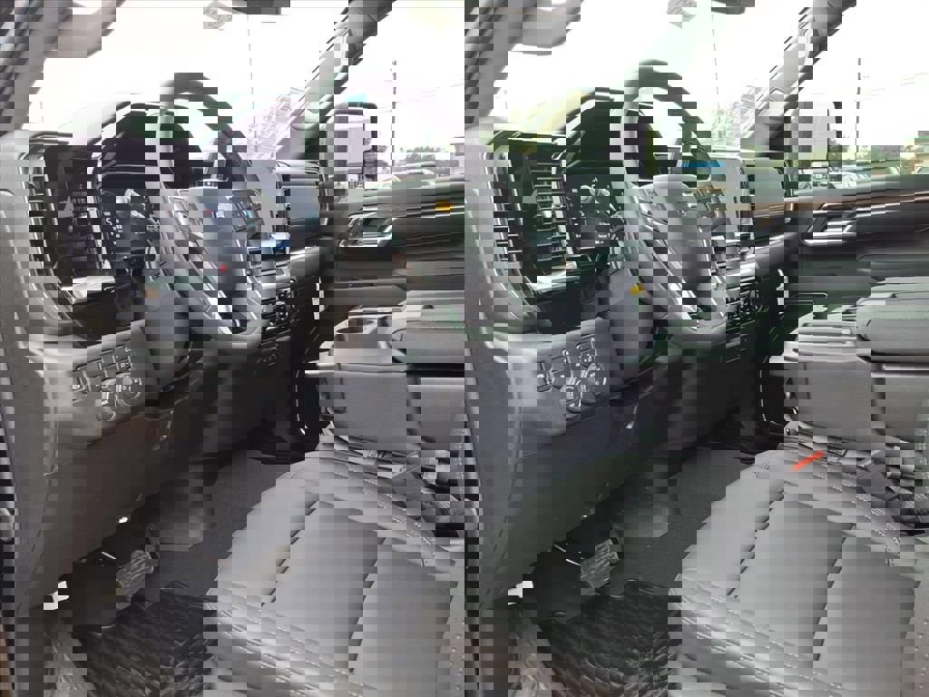 New 2026 Chevrolet Silverado 2500 LT w/ Leather Package image 17