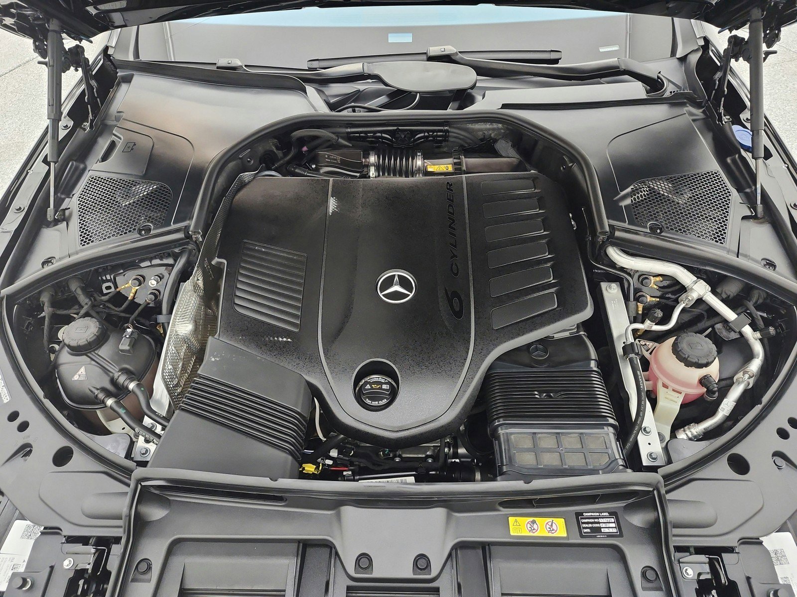 Certified 2023 Mercedes-Benz S 500 4MATIC image 18