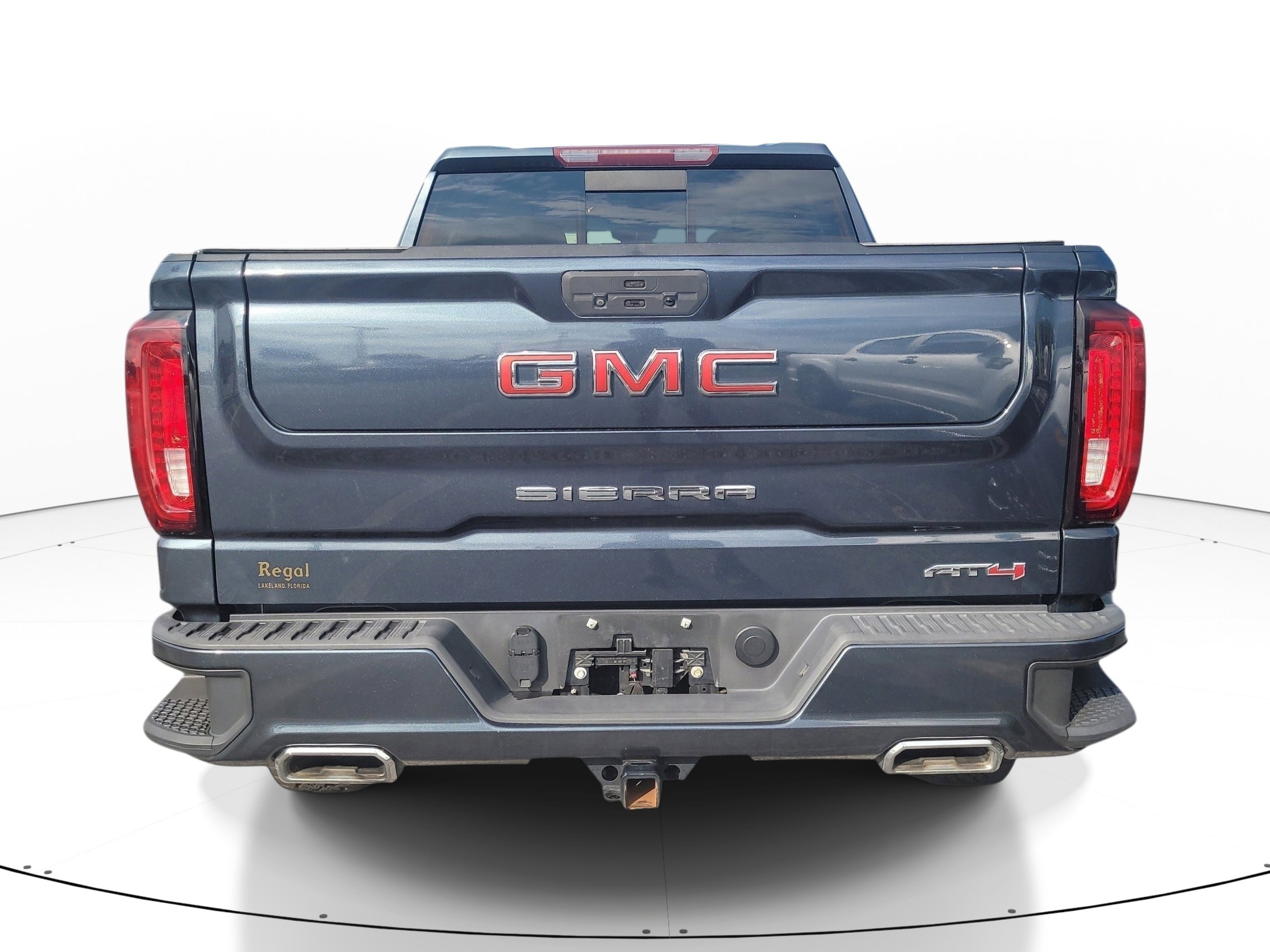 Used 2021 GMC Sierra 1500 AT4 w/ AT4 Preferred Package AWD/4WD image 13