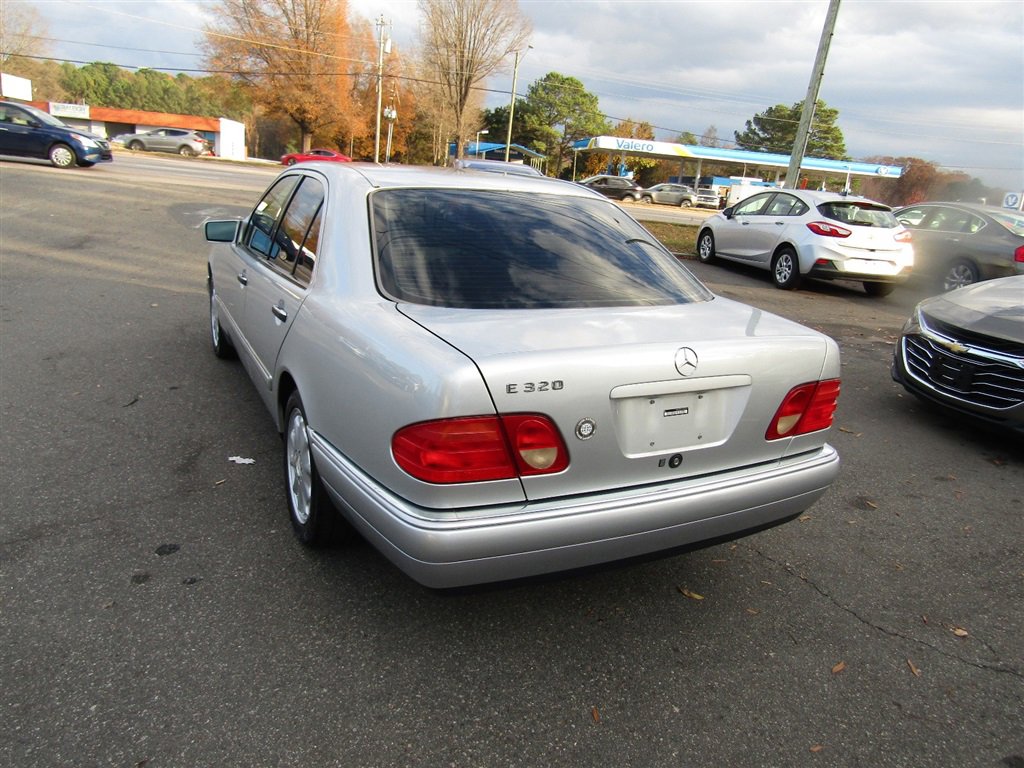 Used 1997 Mercedes-Benz E 320 Sedan image 6
